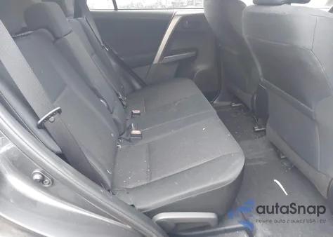 2017 Toyota Rav4 Le z USA, uszkodzony, nr VIN JTMBFREV7HJ134400